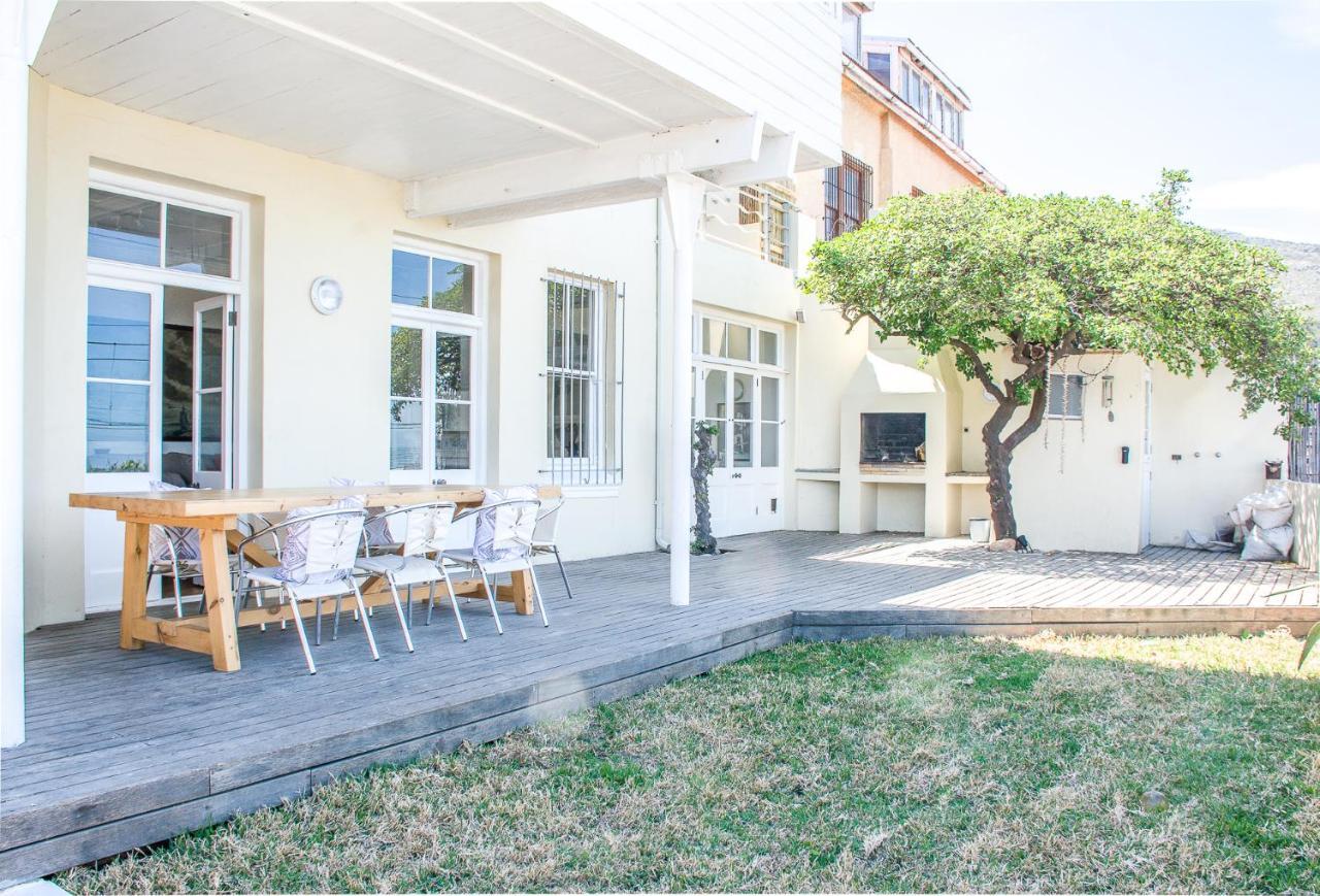Fintimara Beach House Muizenberg Eksteriør billede